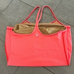 Lululemon tank 4
